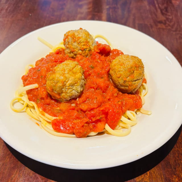 Kids Spaghetti with Meatballs.