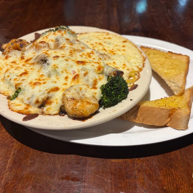 Shrimp or Chicken Alfredo.